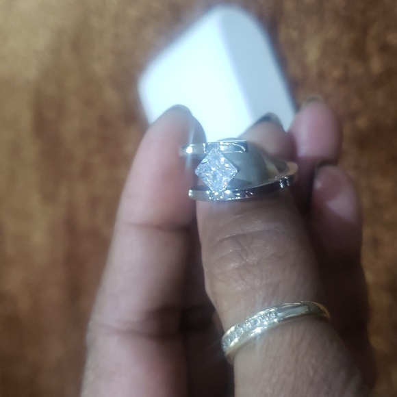 Ring 💍 Size 7 - Picture 10 of 13